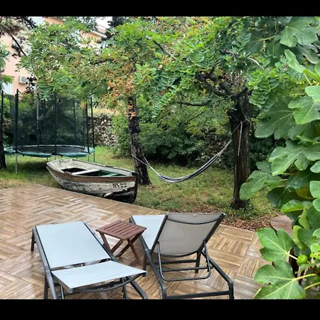 Little Oasis بيت للعطل باشْكا